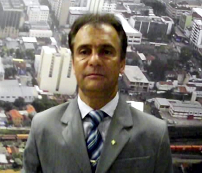 Adair Otaviano(2)